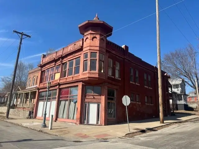 1421 Penn Street, Saint Joseph, MO 64503 - #1