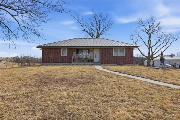 18325 Baxter Road, Lawson, MO 64062