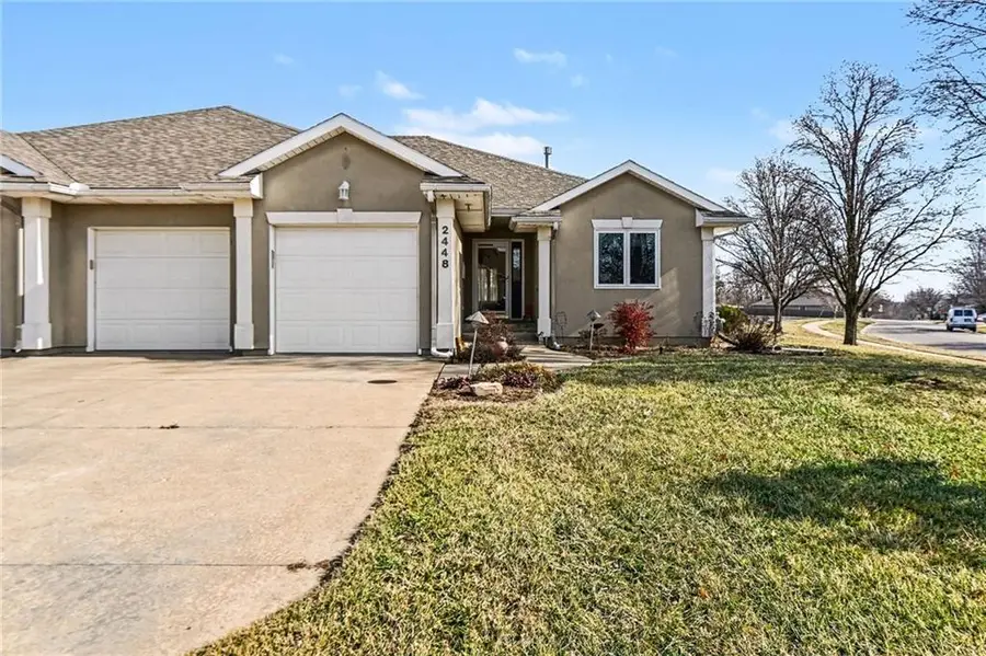2448 SW Golf View Court, Topeka, KS 66614 - #2