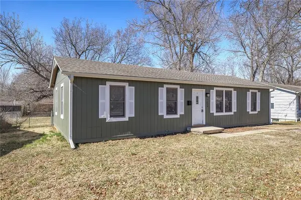 709 N Woodland Street, Olathe, KS 66061