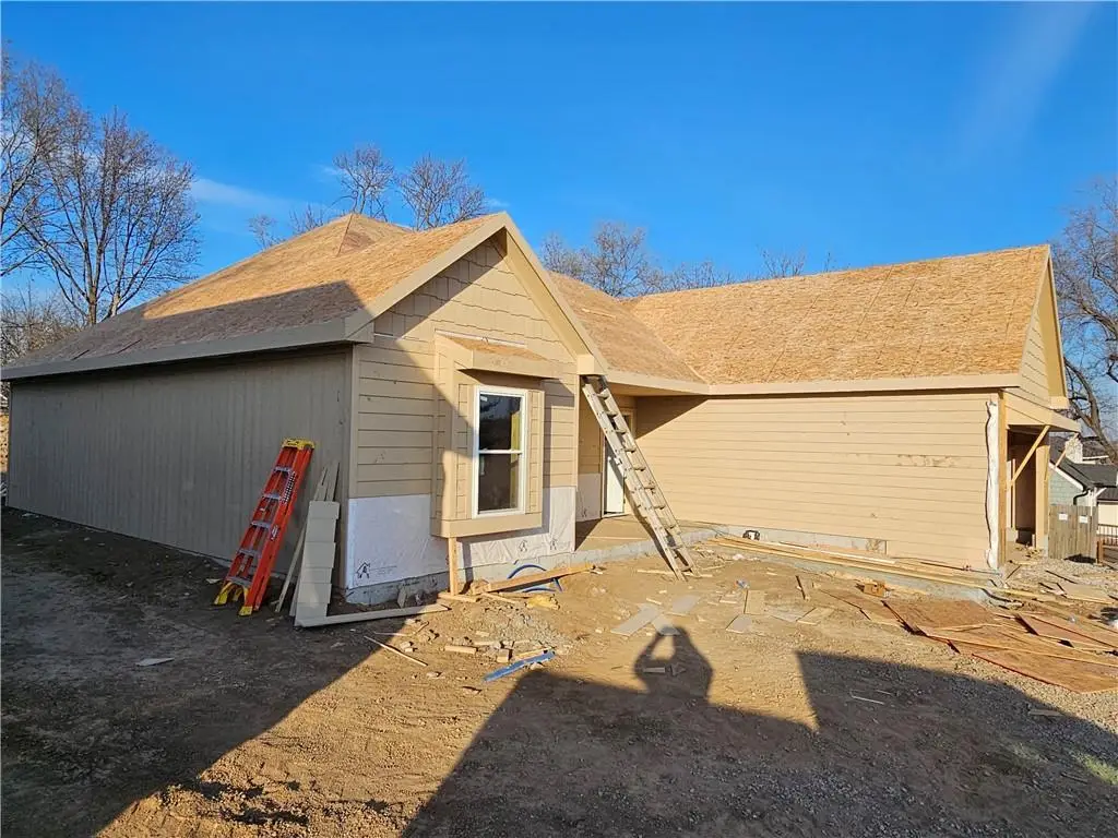 8804 W 49th Terrace, Merriam, KS 66203 - #1