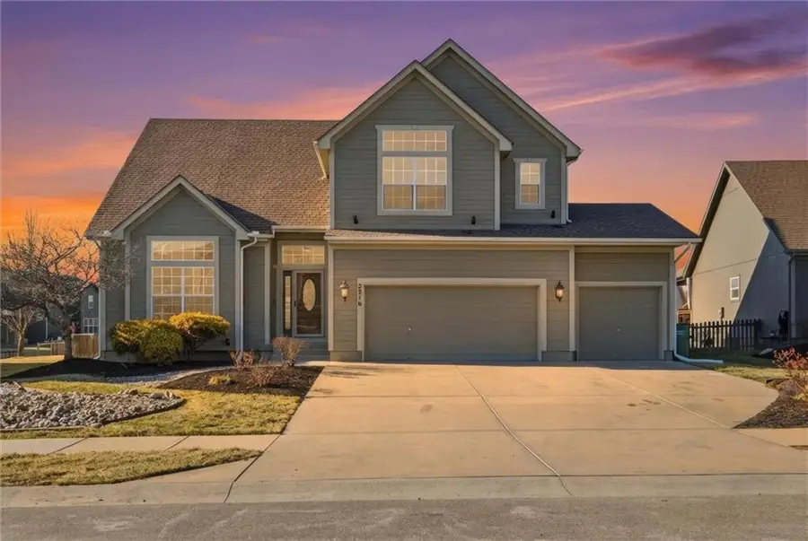 2516 SW Current Lane, Lees Summit, MO 64082 - #2