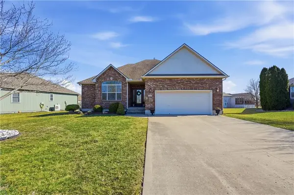 709 Bluestem Court, Raymore, MO 64083