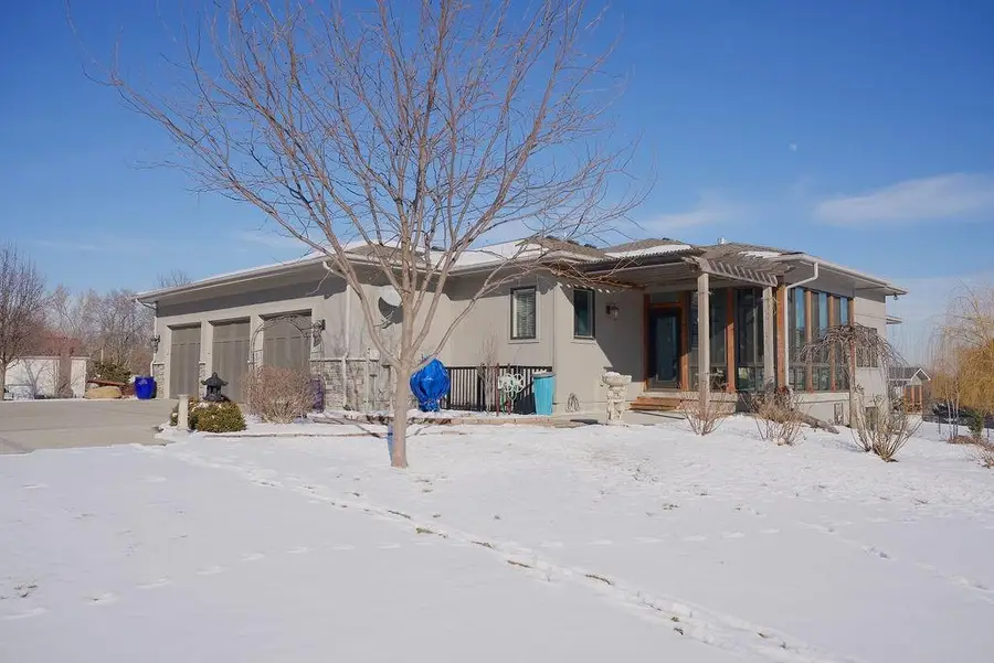 10405 W 49th Street, Shawnee, KS 66203 - #3