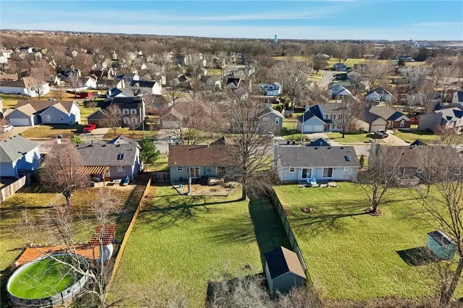 6816 N Corrington Avenue, Kansas City, MO 64119 - #3