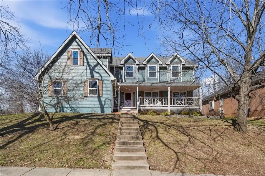 6323 N Robinhood Lane, Kansas City, MO 64151 - #2