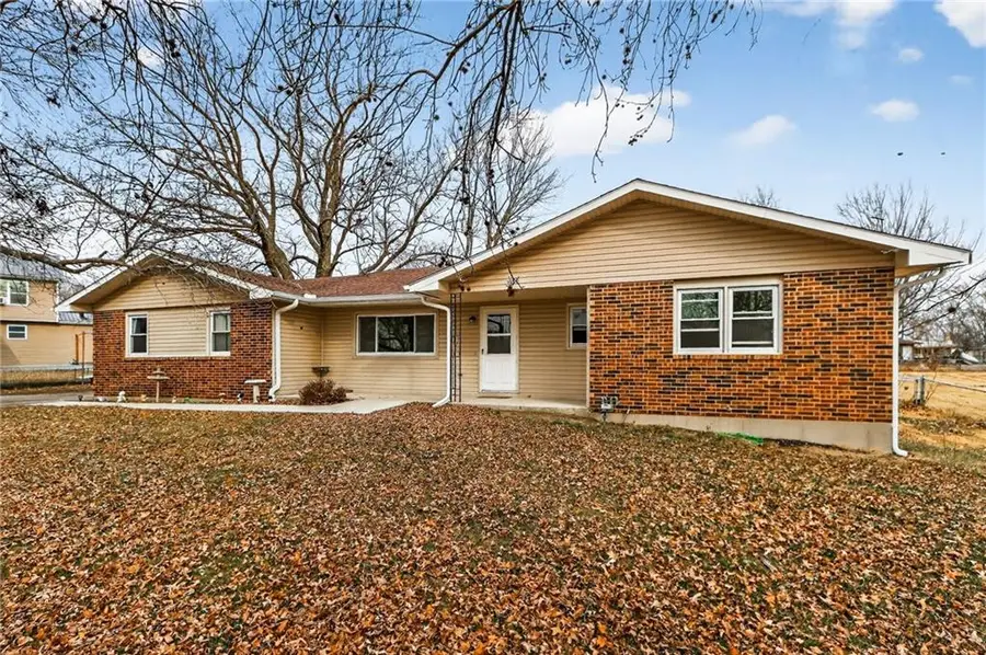 416 Country Drive, Lawson, MO 64062 - #3