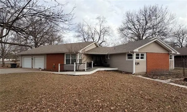 734 N Leonard Street, Girard, KS 66743