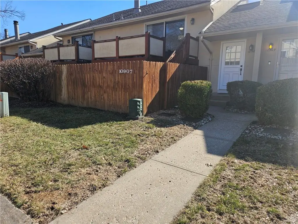 10907 Gillette Street, Overland Park, KS 66210 - #1