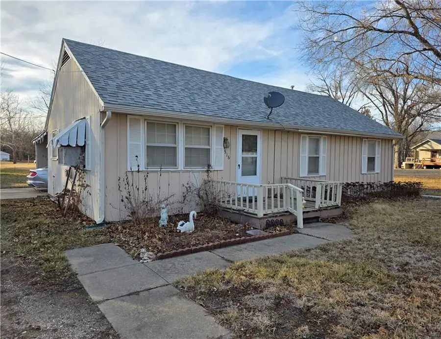 516 N 4th Street, Lacygne, KS 66040 - #2