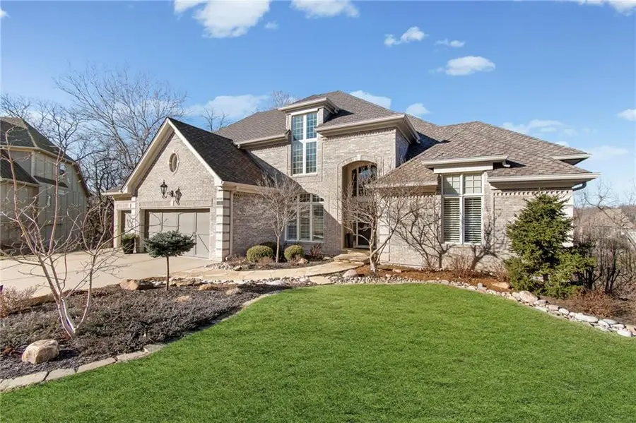 5757 NW Hickory Court, Parkville, MO 64152 - #2