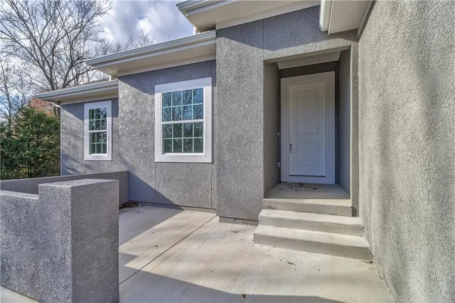 3100 N 118th Street, Kansas City, KS 66109 - #3