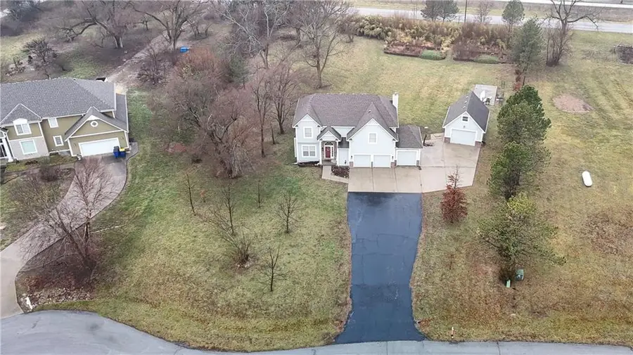 9842 Pin Oak Circle, De Soto, KS 66018 - #3