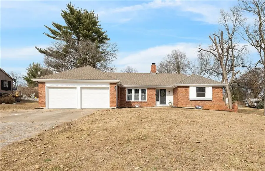 8510 E 71st Terrace, Kansas City, MO 64133 - #3