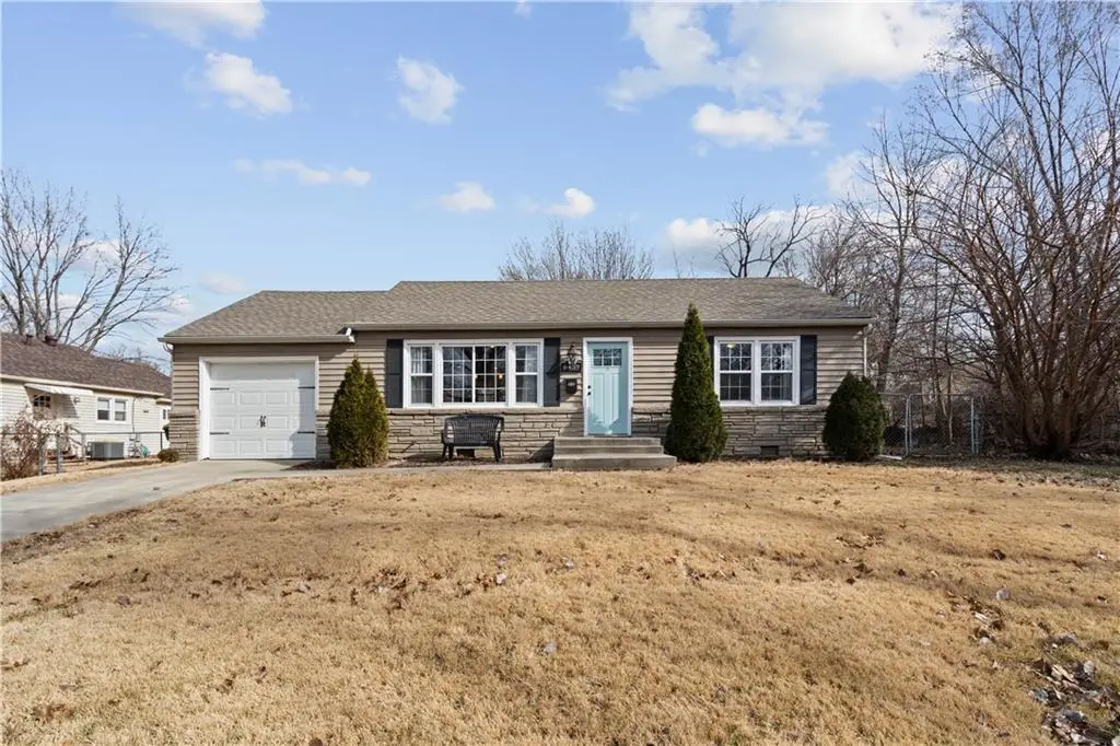 6439 Melrose Lane, Shawnee, KS 66203 - #1