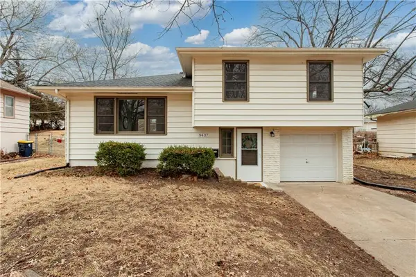 9407 Palmer Avenue, Kansas City, MO 64138