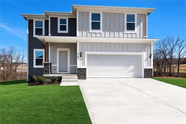 708 Blazing Star Drive, Raymore, MO 64083