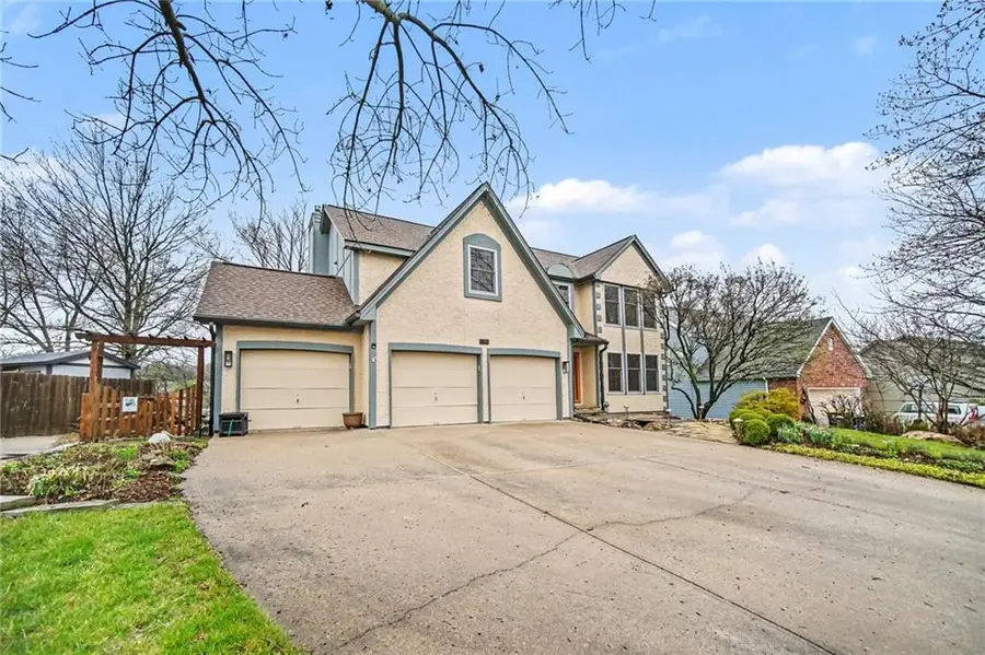 5700 NW Flintridge Court, Kansas City, MO 64151 - #3