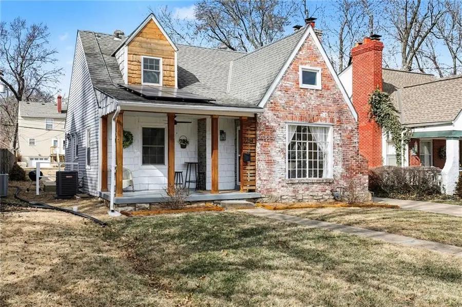 7234 Baltimore Street, Kansas City, MO 64114 - #3