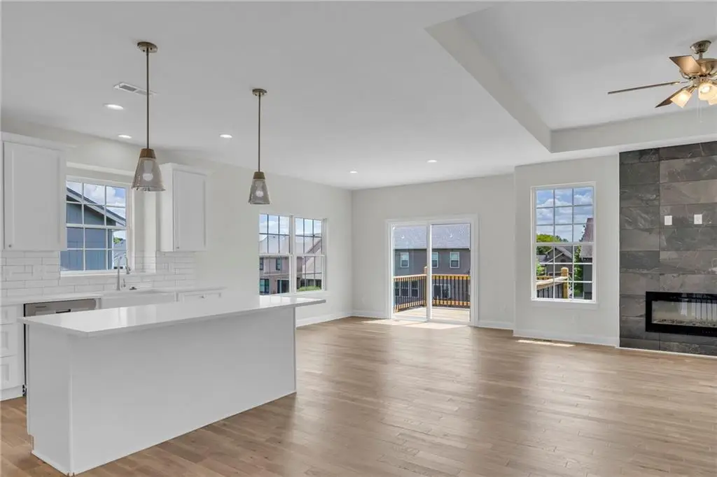 12511 Parkview Avenue, Kansas City, KS 66109 - #1