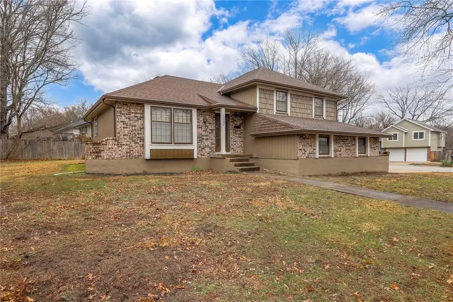 1202 W Elm Street, Greenwood, MO 64034 - #3