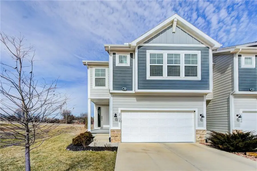 2108 SW Holdbrooks Drive, Lees Summit, MO 64082 - #2