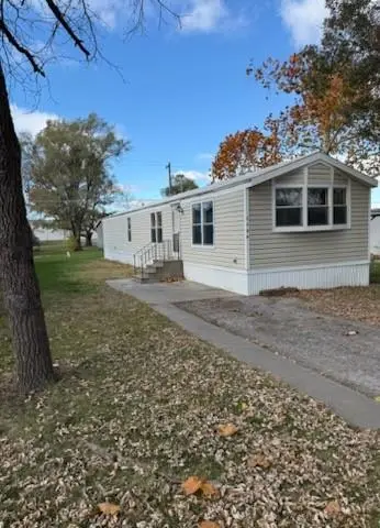 1158 N Sycamore Street, Ottawa, KS 66067