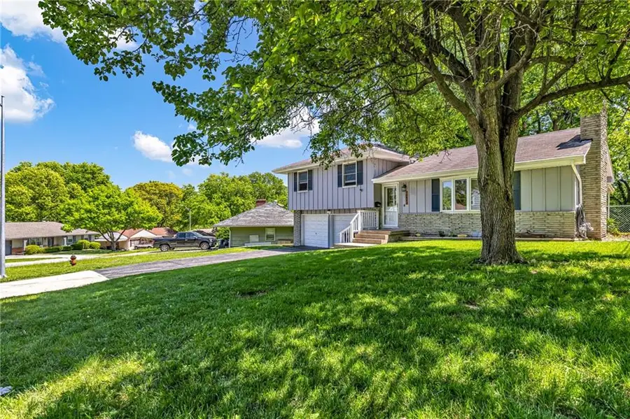12903 E 54th Street, Kansas City, MO 64133 - #3