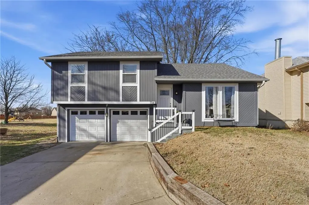 734 S 9th Street, Edwardsville, KS 66111 - #1