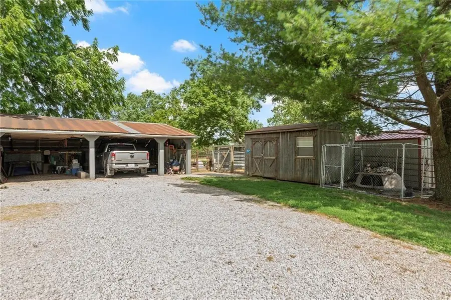 20652 State Route Z Highway, Cosby, MO 64436 - #2