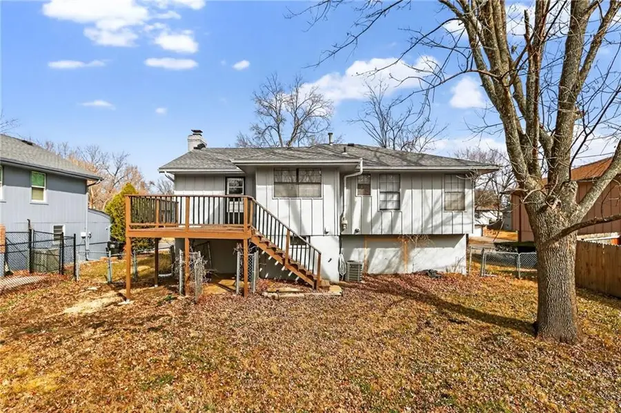 2916 Sweet Briar Drive, Independence, MO 64057 - #3