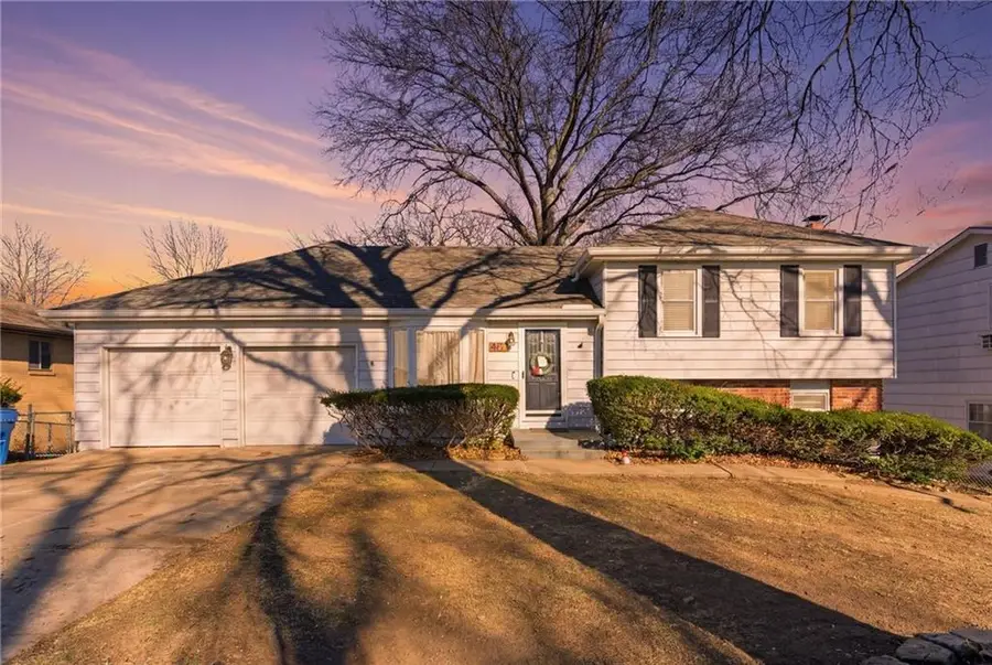 407 Glendale Road, Liberty, MO 64068 - #2