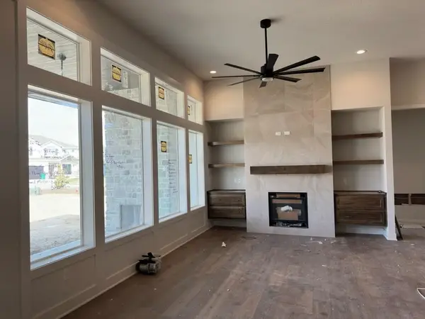 17408 Parkhill Street, Overland Park, KS 66221