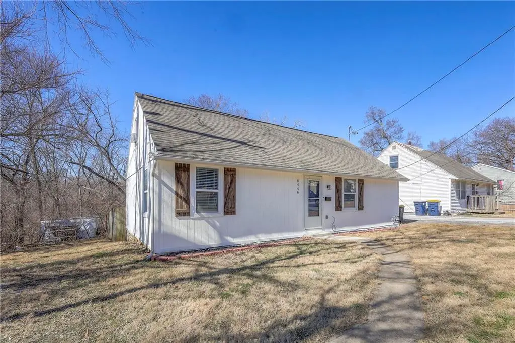 8446 Oak Street, Kansas City, MO 64114 - #1