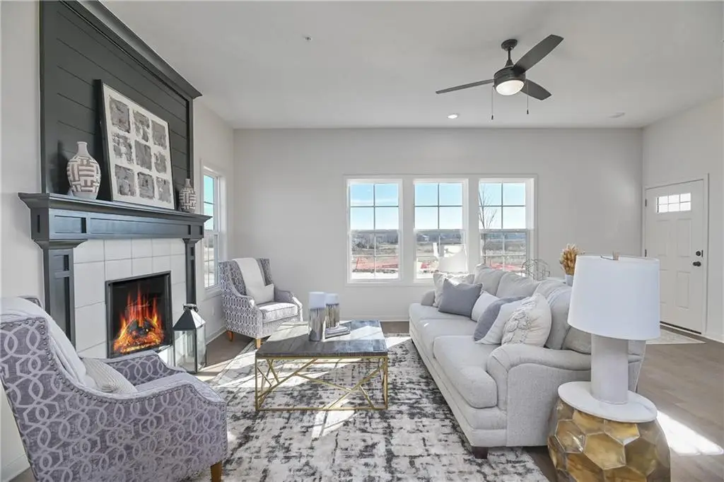 135 S Diane Drive, Olathe, KS 66061 - #1