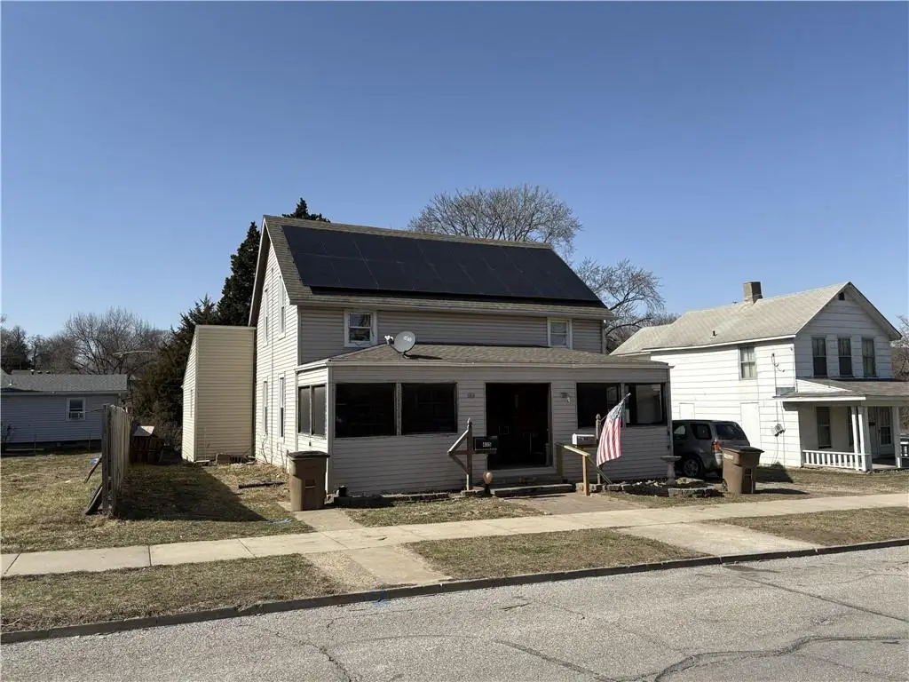 433/435 S. 5th Street, Atchison, KS 66002 - #1