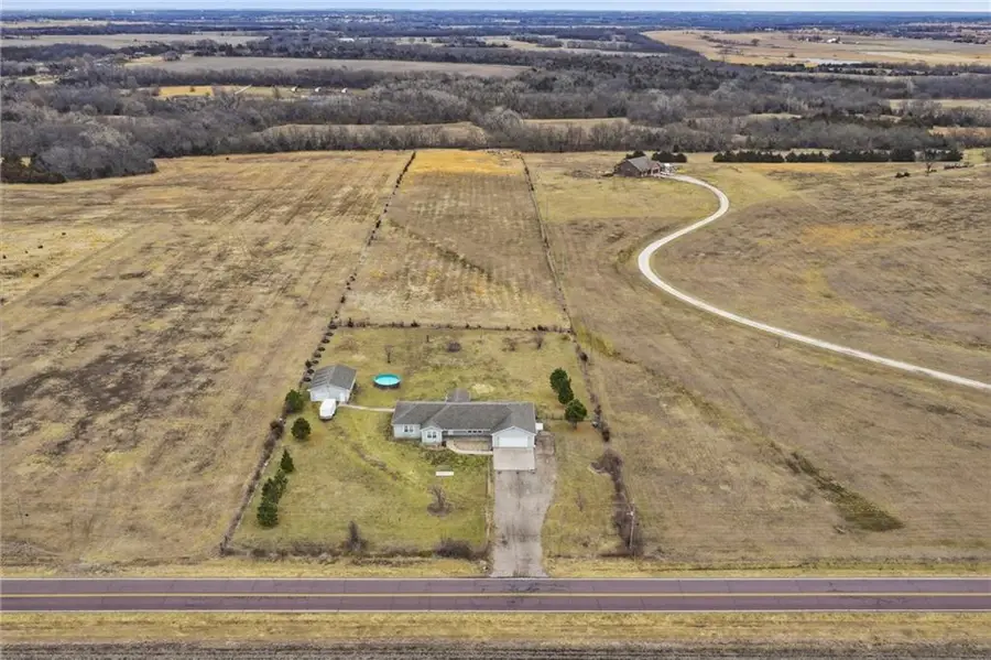 5524 SW Valencia Road, Topeka, KS 66610 - #3