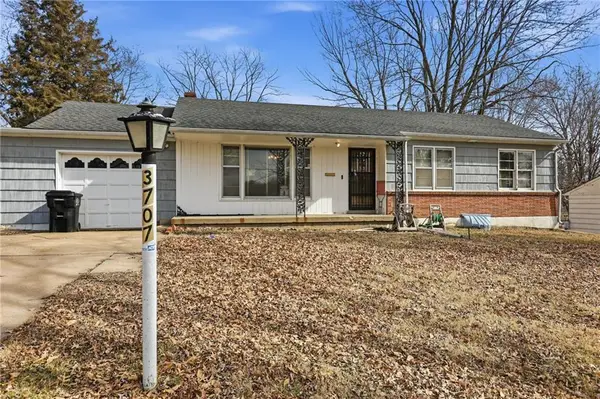 3707 S Canterbury Place, Independence, MO 64055