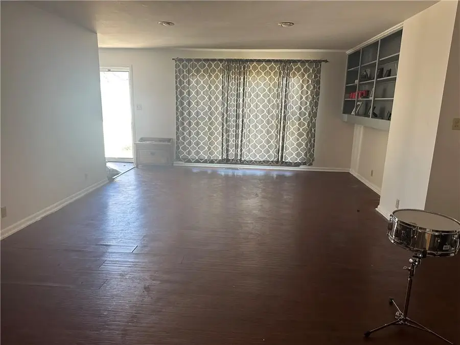 1335 N 9th Street, Independence, KS 67301 - #3