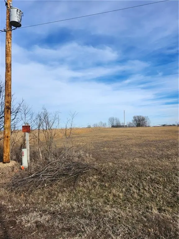 22 Holly Lane, Linn Valley, KS 66040 - #3