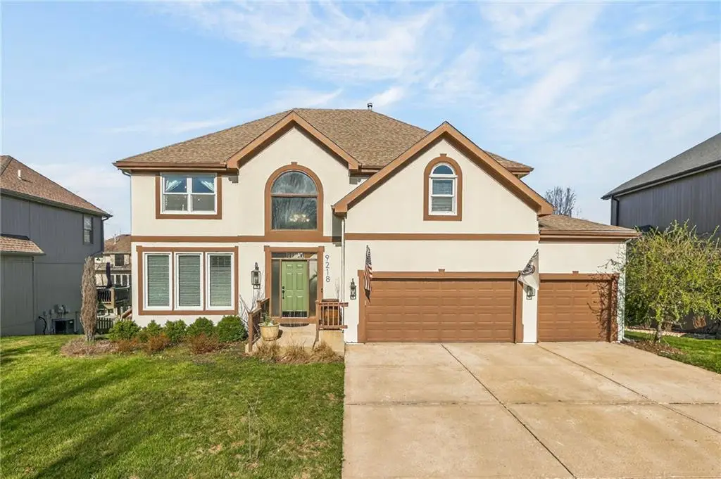 9218 N Virginia Avenue, Kansas City, MO 64155 - #1