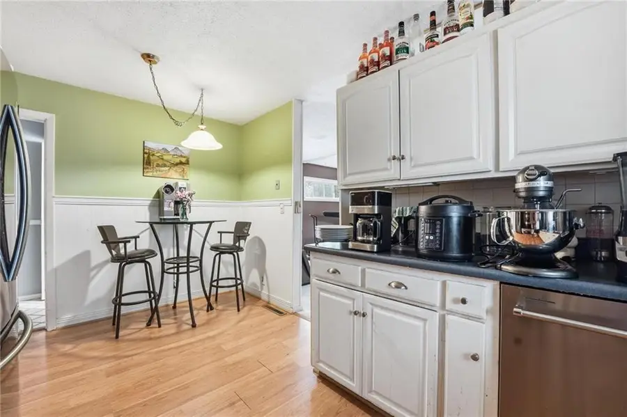 10425 Richmond Avenue, Kansas City, MO 64134 - #2