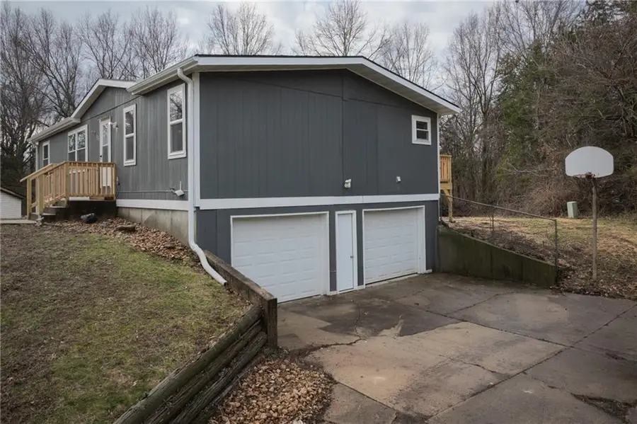 196 SE 51st Road, Warrensburg, MO 64093 - #3