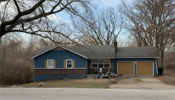 6874 Sni A Bar Road, Kansas City, MO 64129