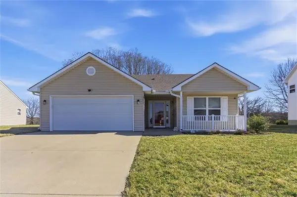 12855 NW Oakview Drive, Platte City, MO 64079
