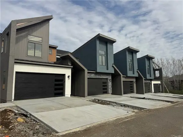 22150 W 116th Terrace, Olathe, KS 66061