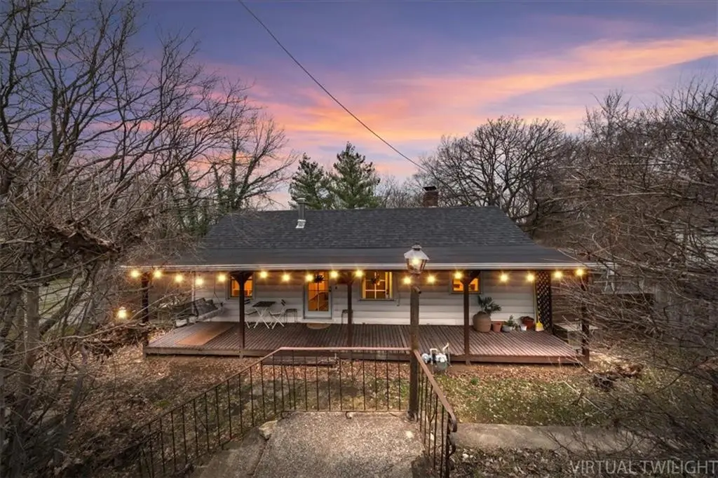 1348 Main Street, Parkville, MO 64152 - #1