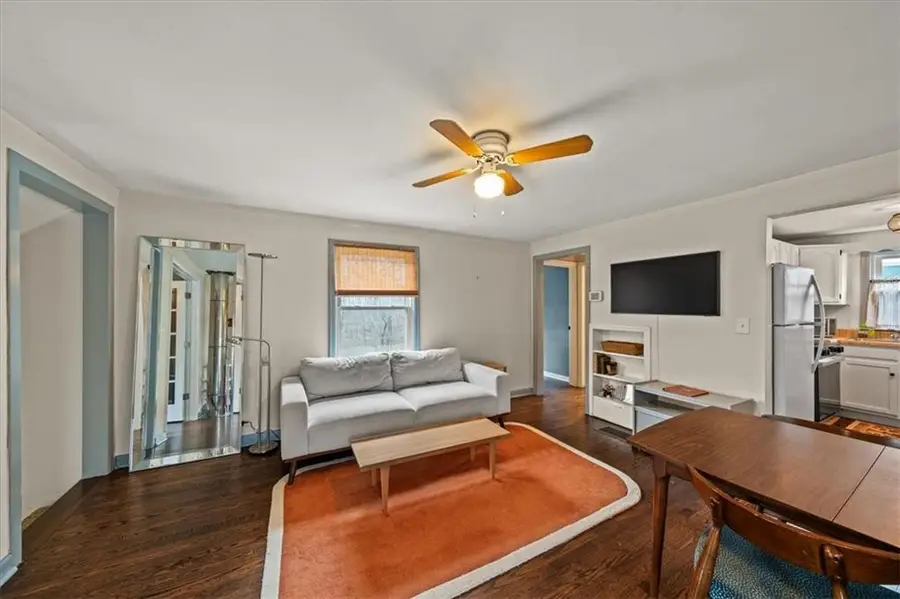 1348 Main Street, Parkville, MO 64152 - #3