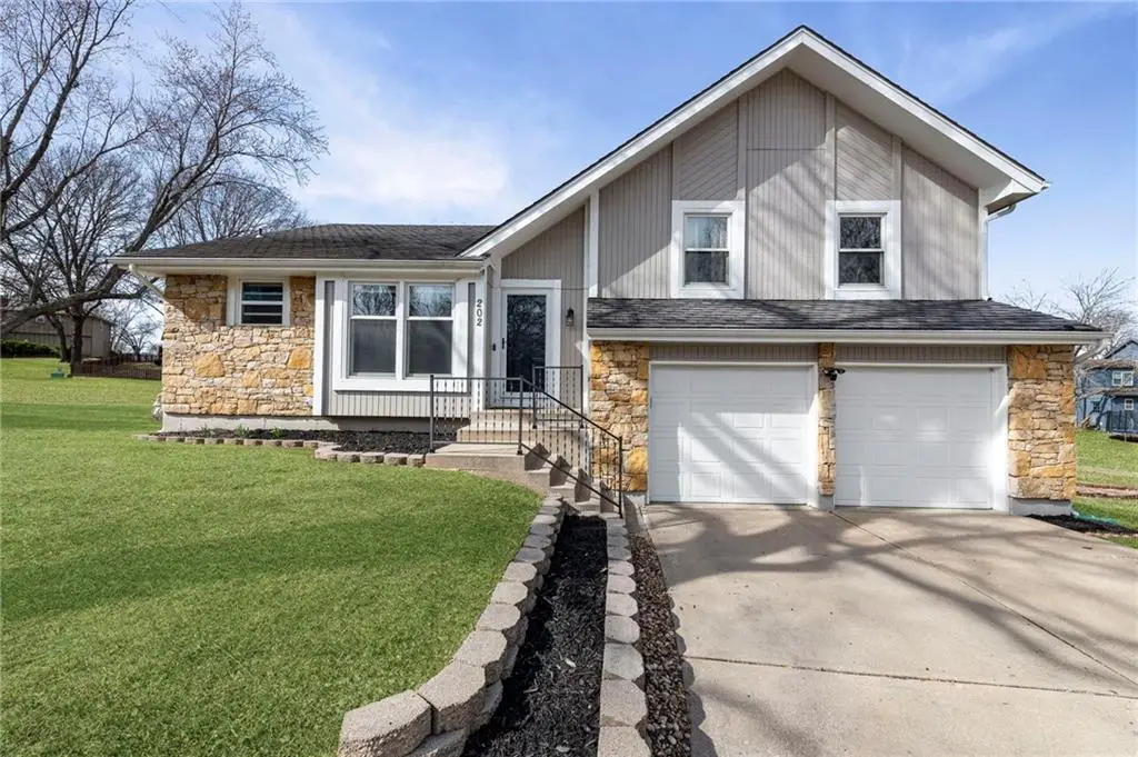 202 NW Redwood Court, Lees Summit, MO 64064 - #1
