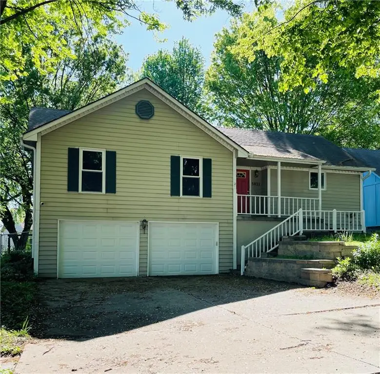5821 Marion Avenue, Kansas City, MO 64133 - #1